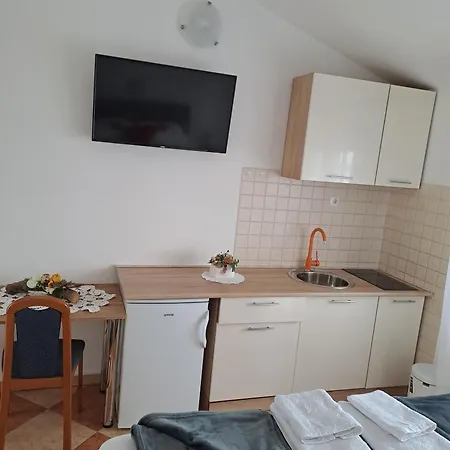 Apartments By The Sea Dramalj, Crikvenica - 2376 *