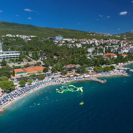 Apartment Apartments By The Sea Dramalj, Crikvenica - 2376 *
