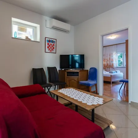 Apartments By The Sea Dramalj, Crikvenica - 2376 *