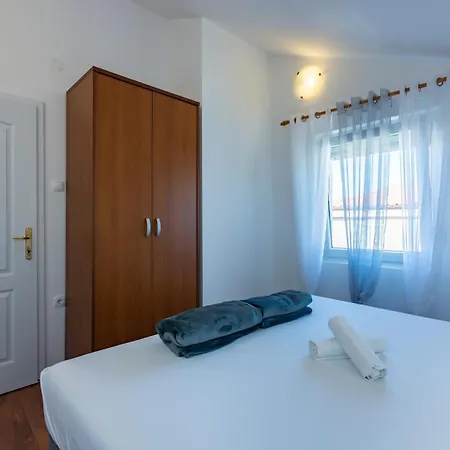 Apartments By The Sea Dramalj, Crikvenica - 2376 Apartment